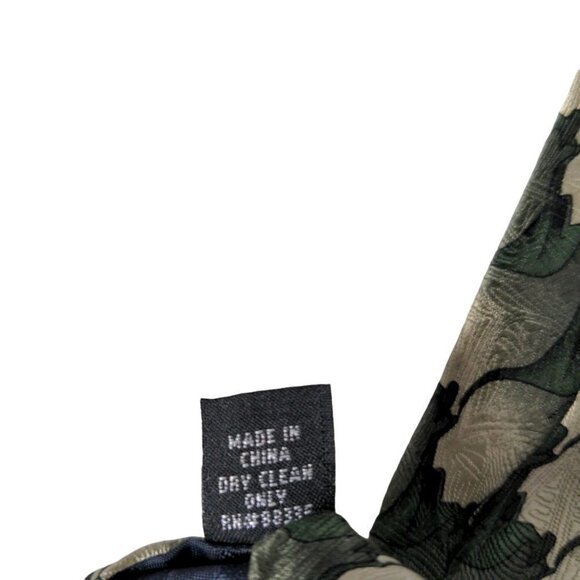 The Nature Conservancy Kangaroo Silk Necktie Australia - Picture 8 of 8